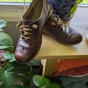 Sperry Brown Leather Loafers Classic Style